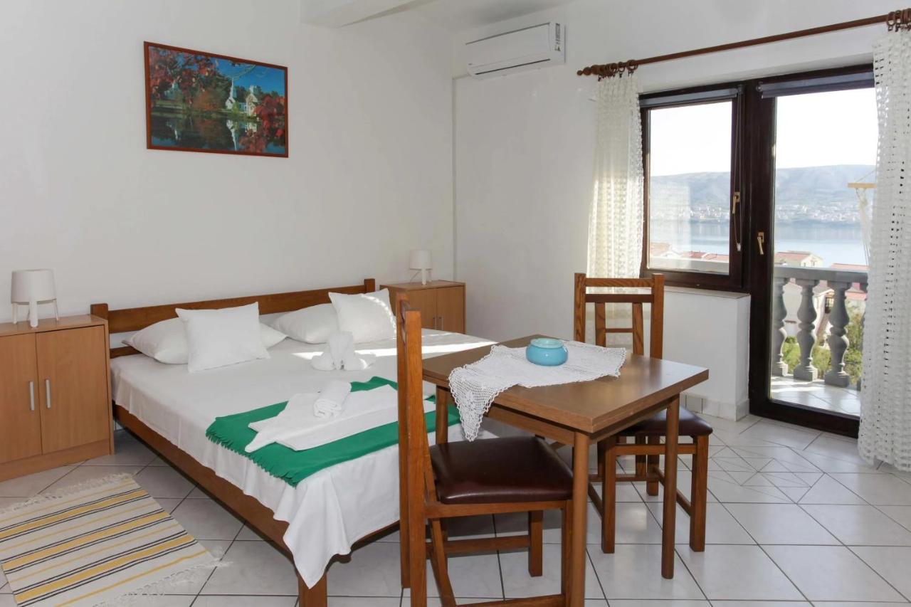 Apartments Antonio Pag Town Zewnętrze zdjęcie