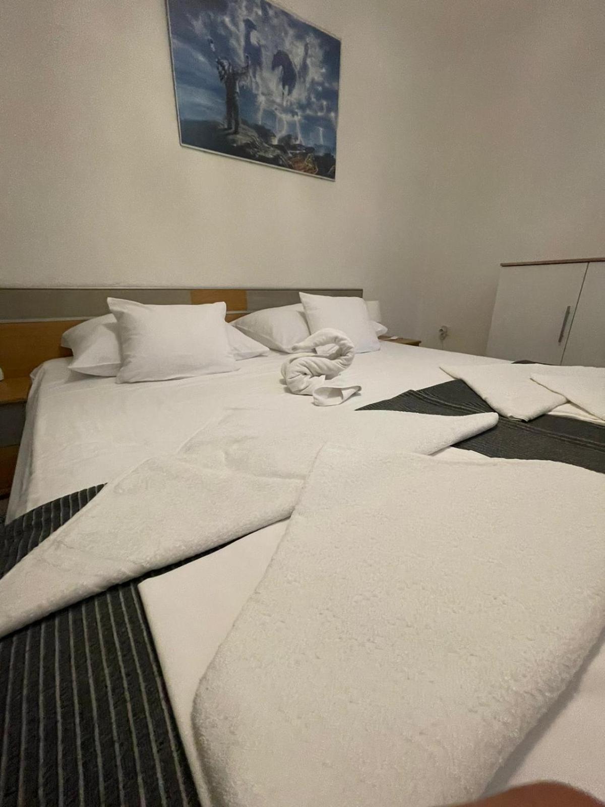 Apartments Antonio Pag Town Zewnętrze zdjęcie