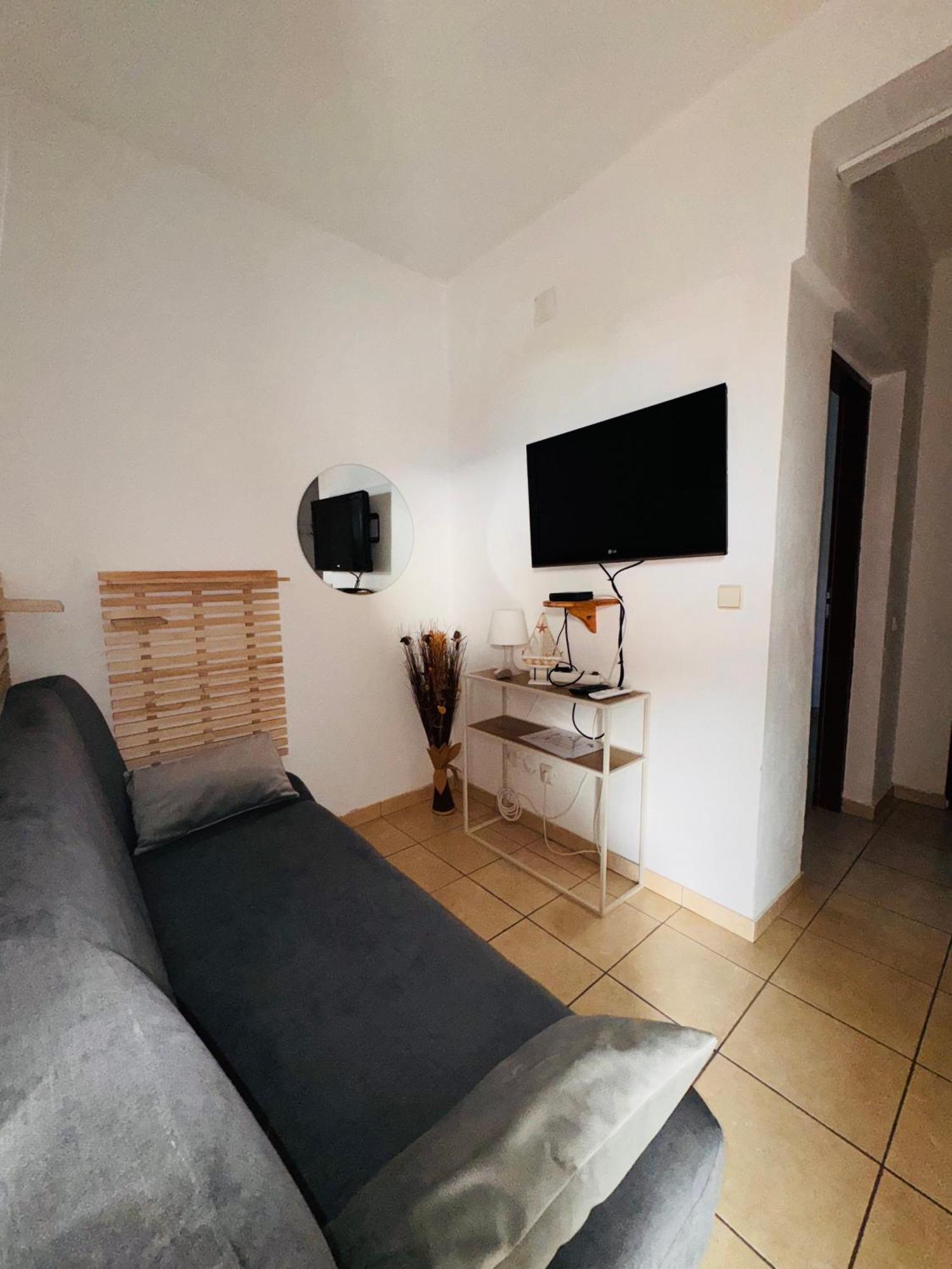Apartments Antonio Pag Town Zewnętrze zdjęcie